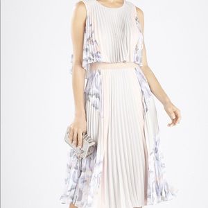 NWT Maxazria Jaelyn Print-Blocked Pleated Dress